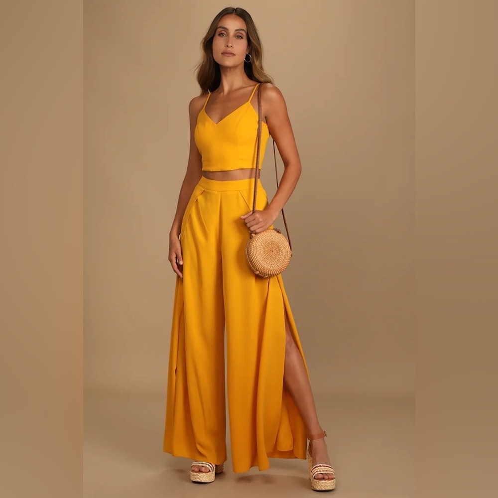 Lulu's Yellow Matching Set - Lace back top and wide leg pants - L